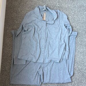 Skims lounge set- Color: gray